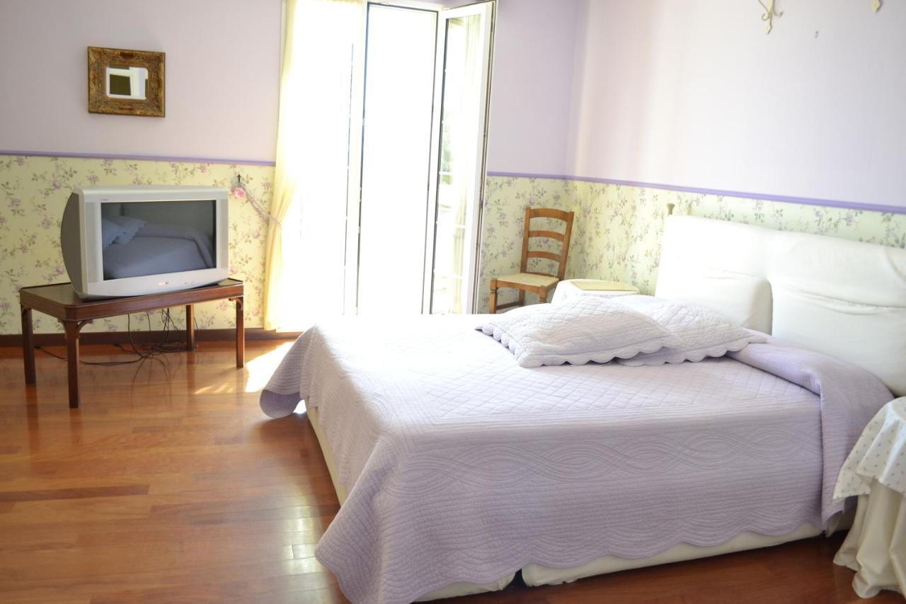 Villa La Tenuta Del Giglio Tavullia Zimmer foto